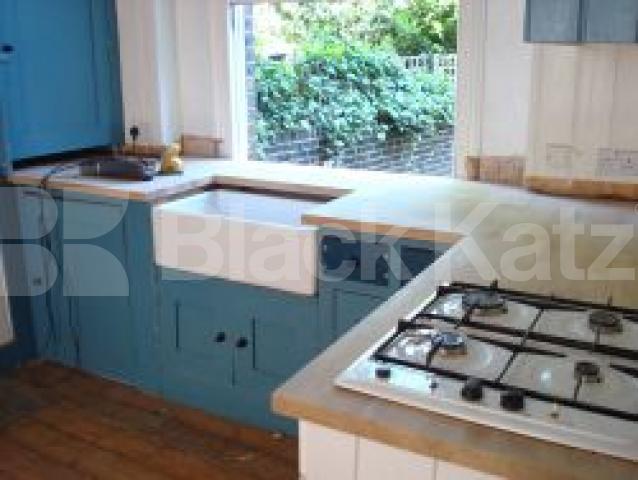 			New Instruciton, 2 Bedroom, 1 bath, 1 reception Flat			 Calthorpe Street, GRAYS INN ROAD WC1